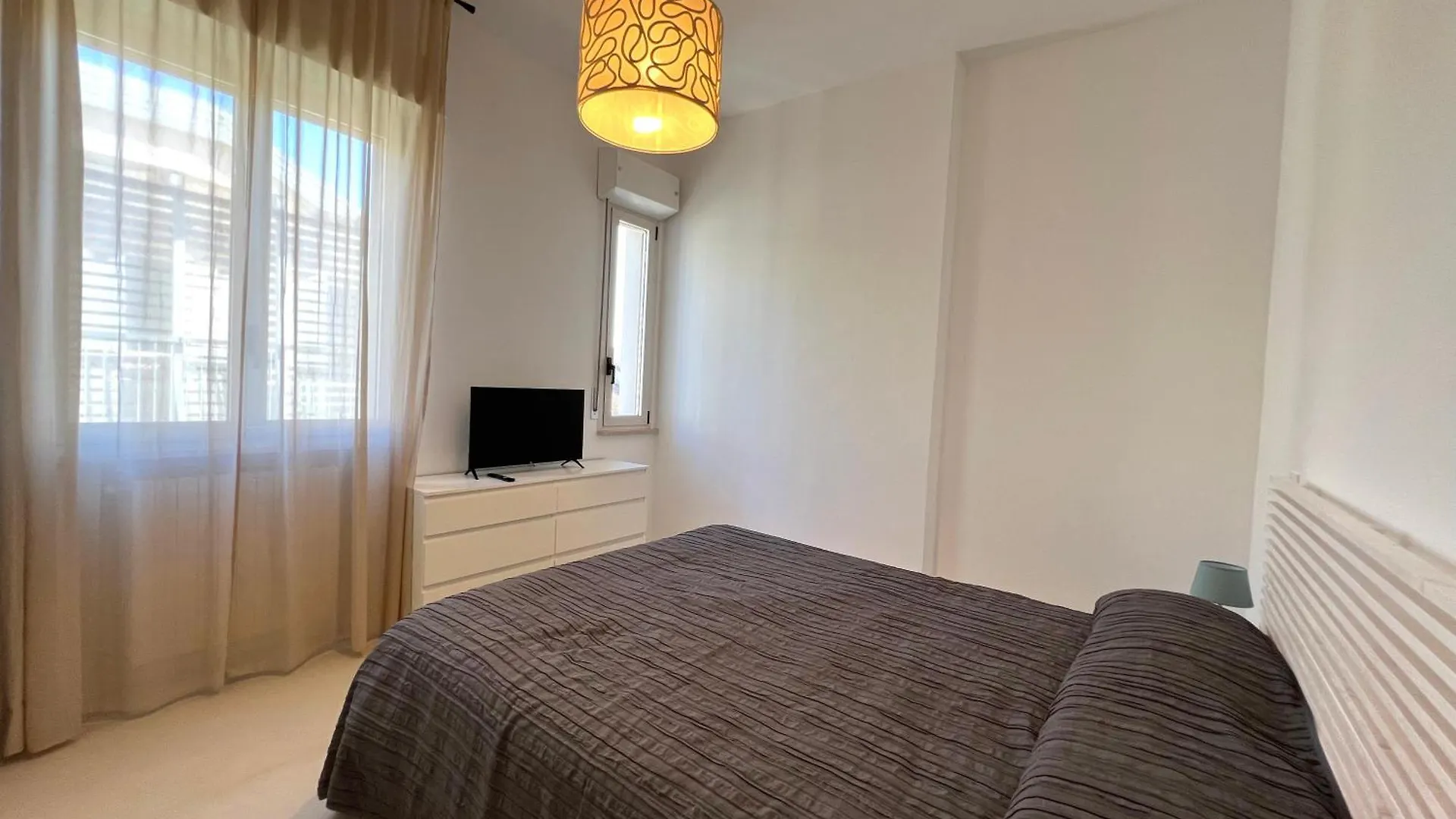 Moderno Bilocale A 90M Dal Mare Con Posto Auto - Residence Cinzia リミニ イタリア